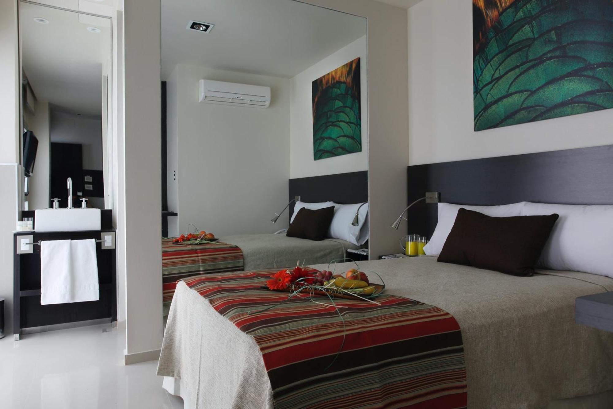 Niyat Urban Hotel Resistencia Extérieur photo